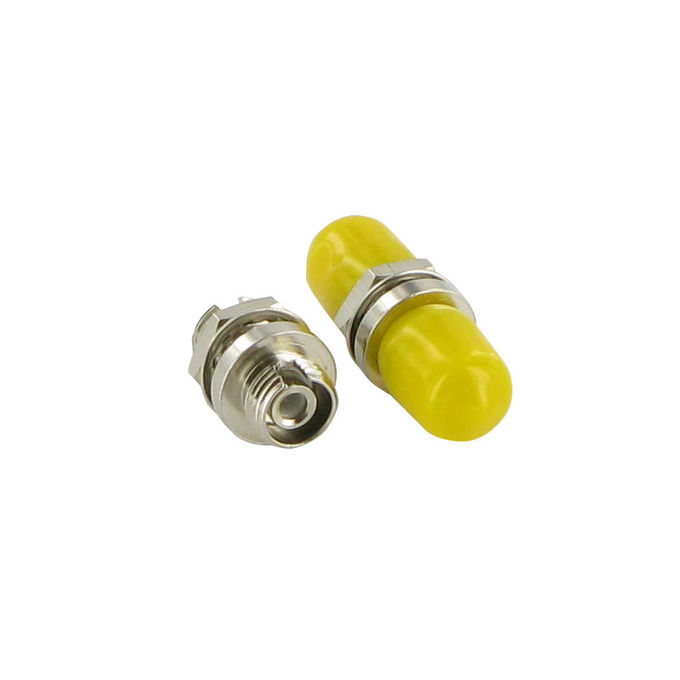 Żółty Simplex St do St Adapter światłowodowy Materiały metalowe do sieci Ftth