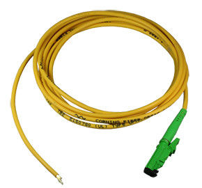 E2000 APC Pigtail światłowodowy PVC LSZH 0,9 mm do telekomunikacji