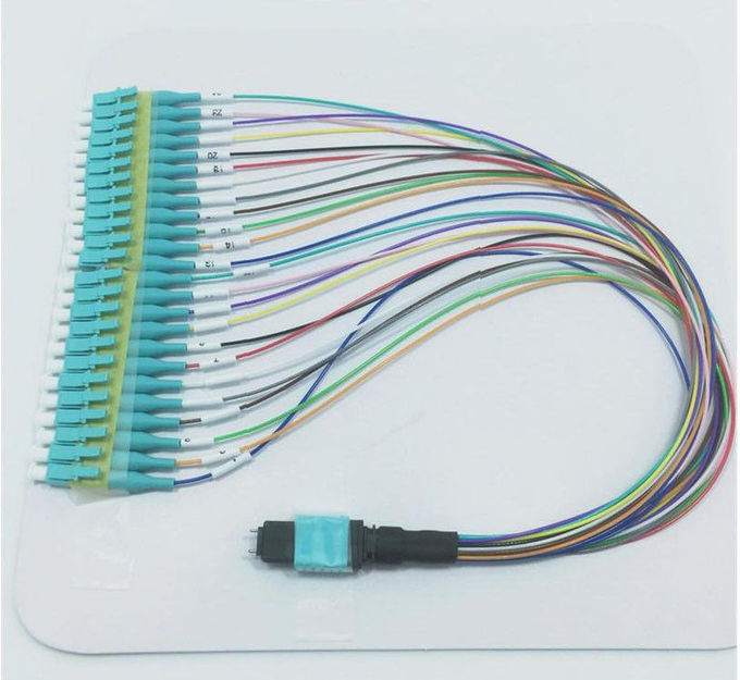 OM3 Fan Out 12-rdzeniowy kabel światłowodowy MPO do LC Z utratą wysokiego zwrotu 0,9 mm