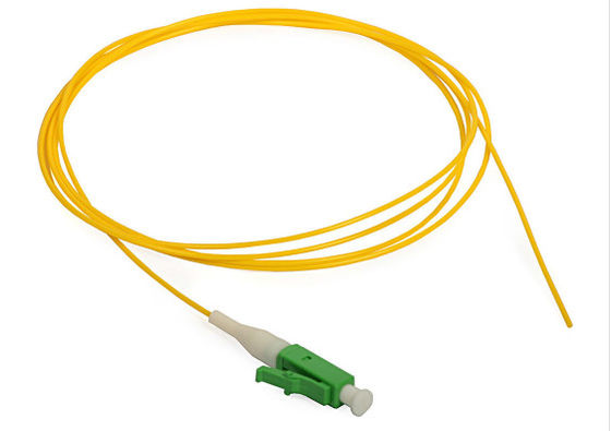 Chiny LC APC Ftth Fiber Pigtails Patch Cables, jednomodowy 9/125 Harga Pigtail światłowodowy dostawca