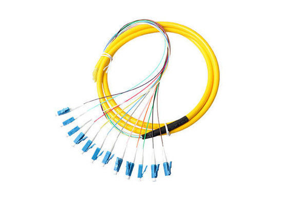 Chiny Wysoka wiarygodność UPC Lc Pigtail Single Mode, żółty LSZH Out Jacket Pigtail dostawca