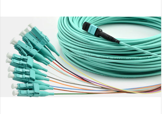 Chiny Multimode 12 Fibres MPO Patch Cord Do sieci FTTB 850 Nm - 3,5 dB / Km Tłumienie dostawca