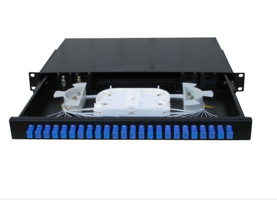 Chiny SC Simplex 1U 19 cali Fusion Łącznik Patch panel 24 portowy wodoodporny z czarnym kolorem dostawca